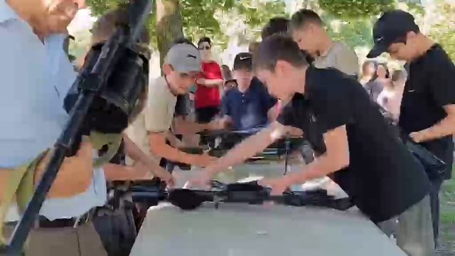В рамках взаимодействия с общественными организациями социально-реабилитационный центр «Радуга» 21 августа посетили сотрудники Росгвардии